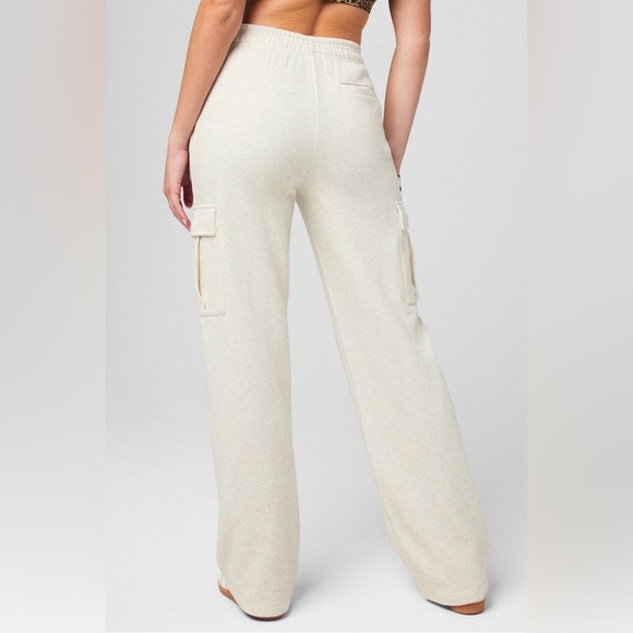 Fabletics Cozy Fleece Wide Leg Cargo Sweatpant Sz large TALL - Picture 3 of 7